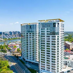 One Verdi Park Exclusive - Panoramic View & Private Parking Apartament